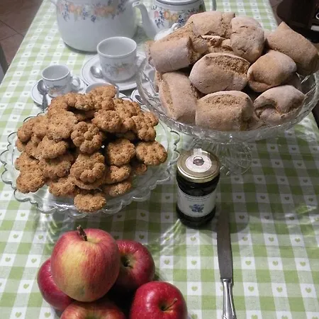 Alojamento de Acomodação e Pequeno-almoço Tetto Nuovo 4*